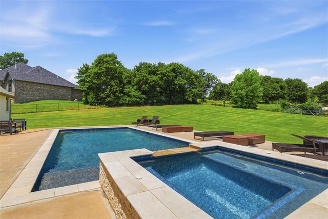 14259 Macklay Court, Choctaw, OK 73020