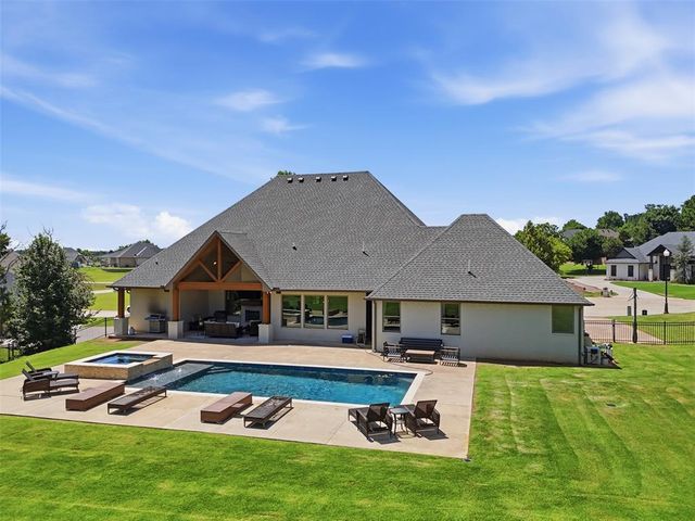 14259 Macklay Court, Choctaw, OK 73020