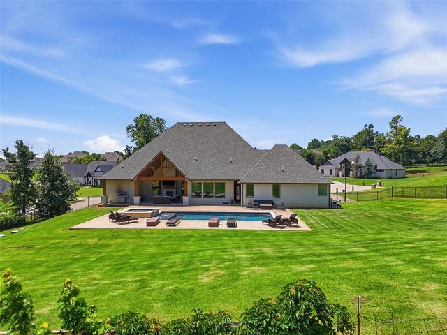 14259 Macklay Court, Choctaw, OK 73020