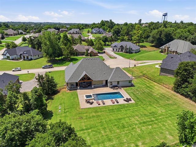 14259 Macklay Court, Choctaw, OK 73020