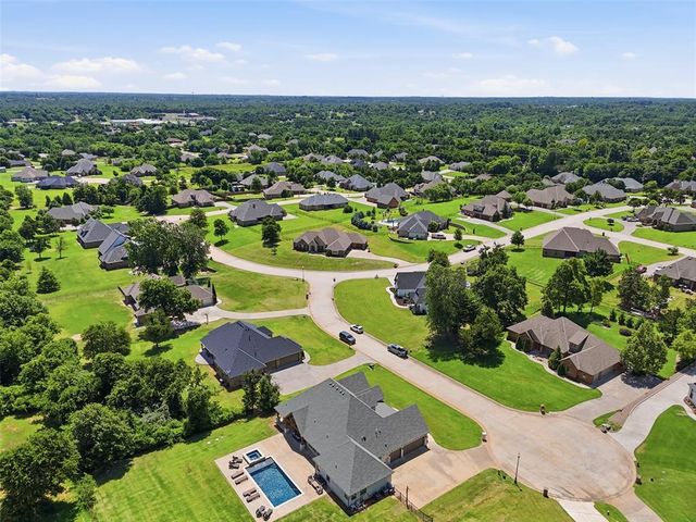 14259 Macklay Court, Choctaw, OK 73020