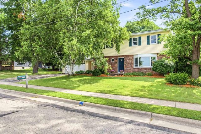 514 Maunesha Drive, Marshall, WI 53559