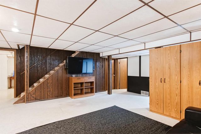 514 Maunesha Drive, Marshall, WI 53559