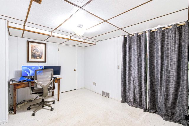 514 Maunesha Drive, Marshall, WI 53559