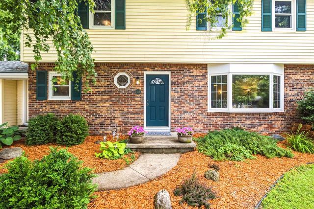 514 Maunesha Drive, Marshall, WI 53559
