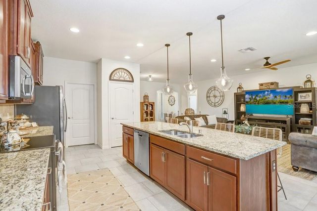2807 ORIOLE DRIVE, Sarasota, FL 34243