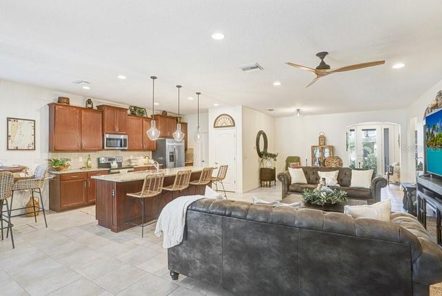2807 ORIOLE DRIVE, Sarasota, FL 34243