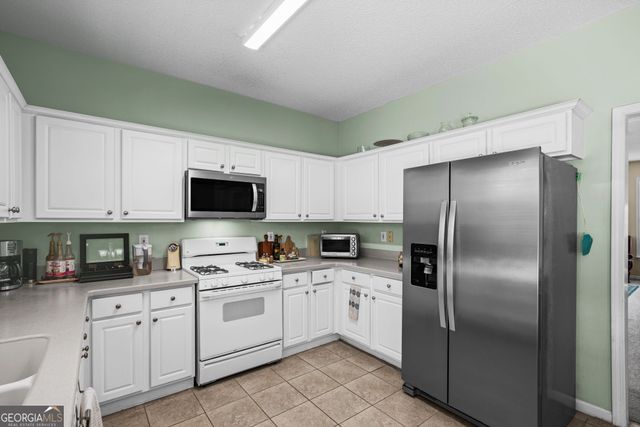 3840 Ridgefair Drive, Cumming, GA 30040