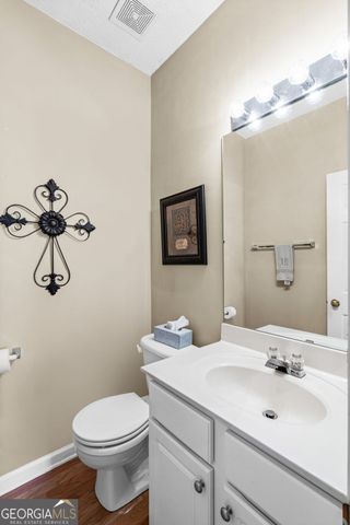 3840 Ridgefair Drive, Cumming, GA 30040
