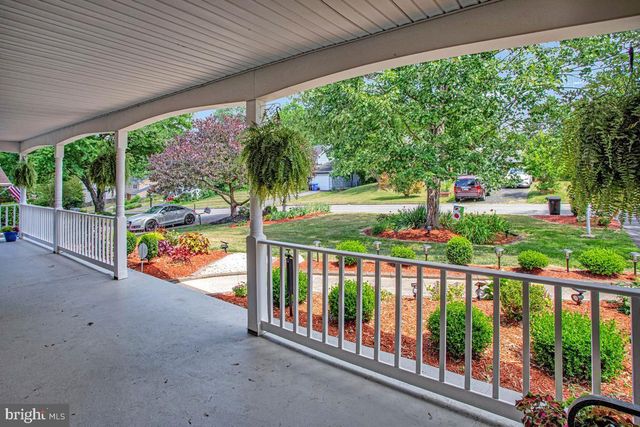 1206 PENSIVE LN, Bowie, MD 20716