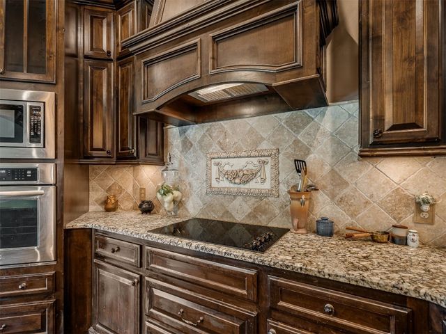 10925 San Lorenzo Drive, Oklahoma City, OK 73173