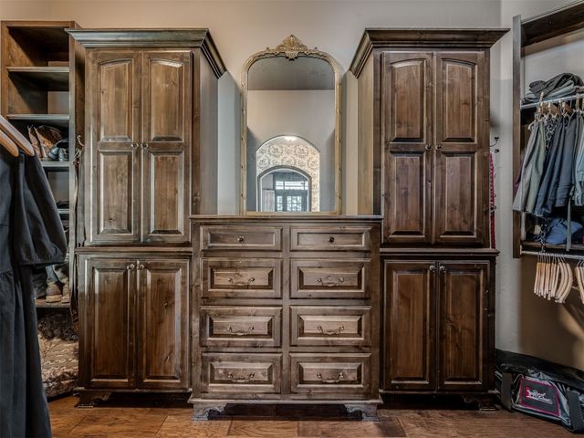 10925 San Lorenzo Drive, Oklahoma City, OK 73173