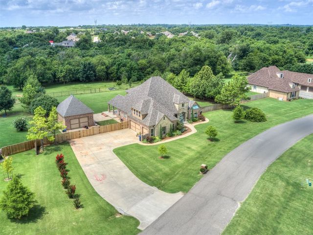 10925 San Lorenzo Drive, Oklahoma City, OK 73173