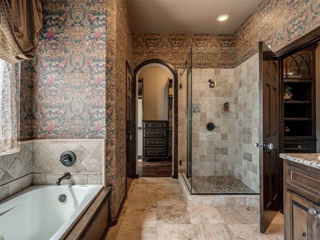 10925 San Lorenzo Drive, Oklahoma City, OK 73173