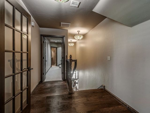 10925 San Lorenzo Drive, Oklahoma City, OK 73173
