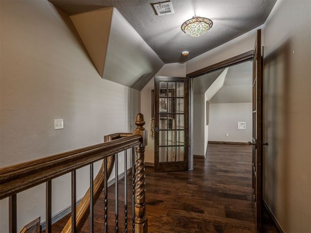 10925 San Lorenzo Drive, Oklahoma City, OK 73173