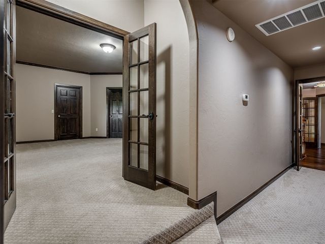 10925 San Lorenzo Drive, Oklahoma City, OK 73173