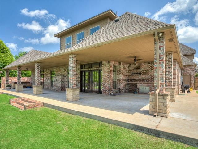 10925 San Lorenzo Drive, Oklahoma City, OK 73173