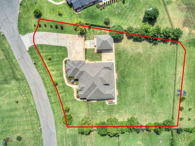 10925 San Lorenzo Drive, Oklahoma City, OK 73173