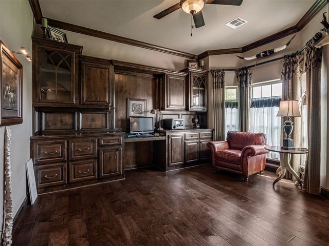 10925 San Lorenzo Drive, Oklahoma City, OK 73173