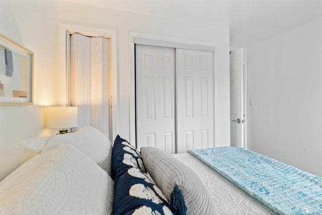 6590 S Huron River Drive, South Rockwood, MI 48179