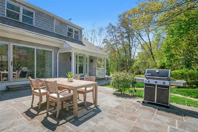 33 North Way, Chappaqua, NY 10514