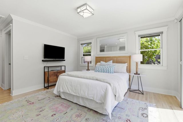 1564 Wessex Avenue, Los Altos, CA 94024
