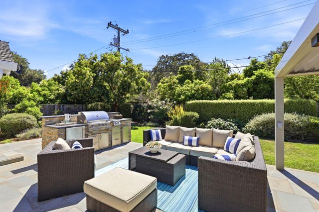 1564 Wessex Avenue, Los Altos, CA 94024