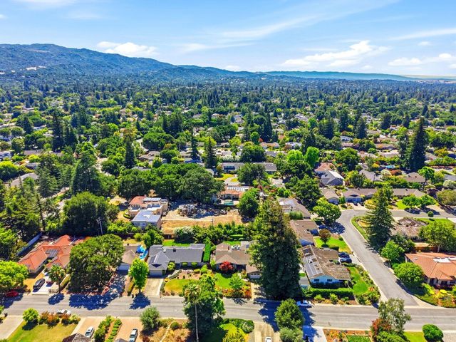 1564 Wessex Avenue, Los Altos, CA 94024