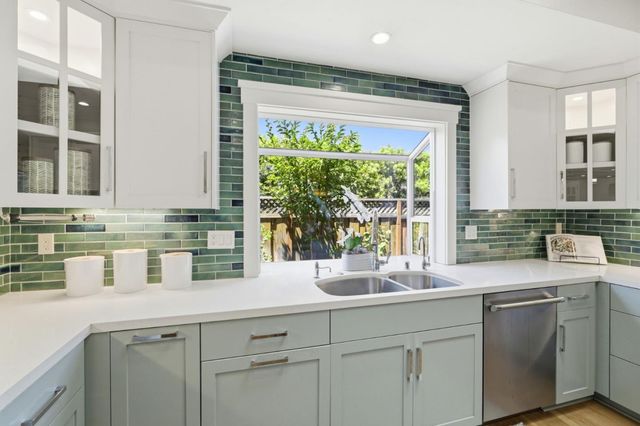 1564 Wessex Avenue, Los Altos, CA 94024