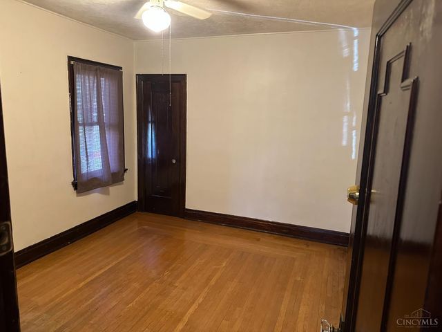 3842 Delmar Avenue, Cincinnati, OH 45211