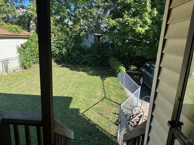 3842 Delmar Avenue, Cincinnati, OH 45211