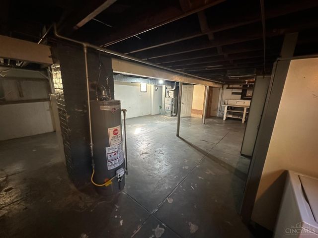 3842 Delmar Avenue, Cincinnati, OH 45211