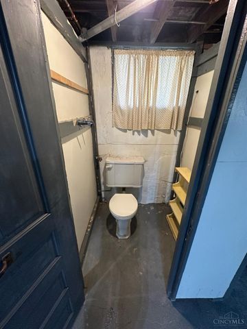 3842 Delmar Avenue, Cincinnati, OH 45211