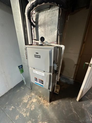 3842 Delmar Avenue, Cincinnati, OH 45211