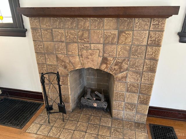 3842 Delmar Avenue, Cincinnati, OH 45211