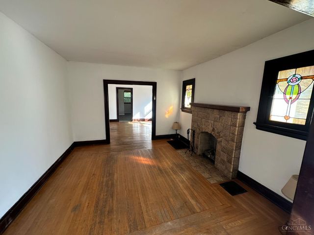 3842 Delmar Avenue, Cincinnati, OH 45211