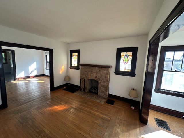 3842 Delmar Avenue, Cincinnati, OH 45211