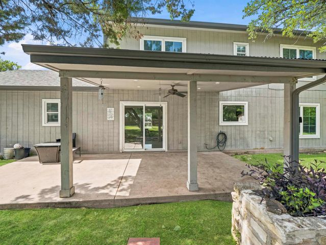 411 Carriage Oaks DR, Liberty Hill, TX 78642