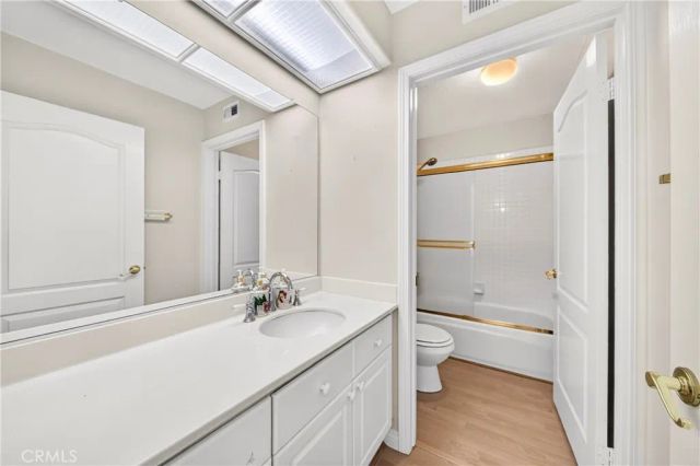 2801 Sepulveda 8, Torrance, CA 90505