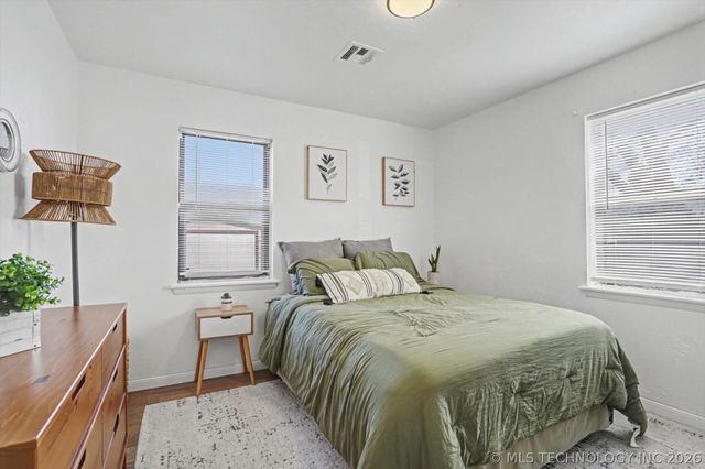 712 W 5th Street, Skiatook, OK 74070