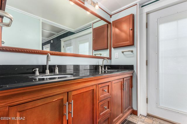 16925 W Sharps Road, Marana, AZ 85653