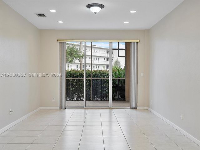 85 Gulfstream Rd 105A, Dania Beach, FL 33004