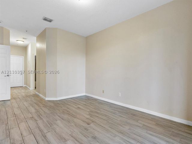 85 Gulfstream Rd 105A, Dania Beach, FL 33004