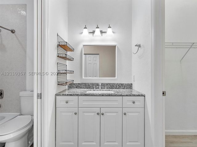 85 Gulfstream Rd 105A, Dania Beach, FL 33004