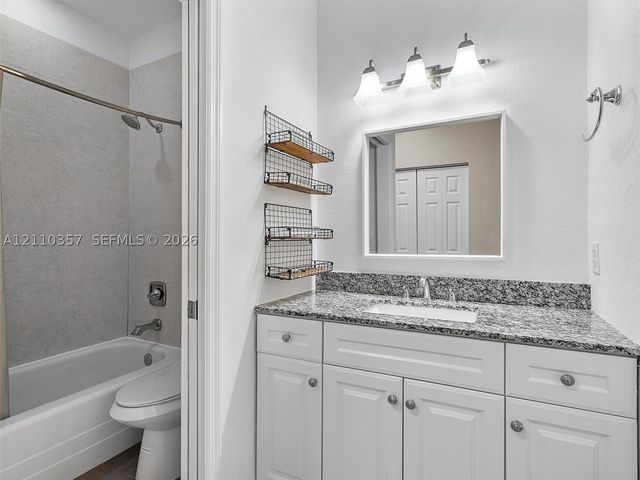 85 Gulfstream Rd 105A, Dania Beach, FL 33004