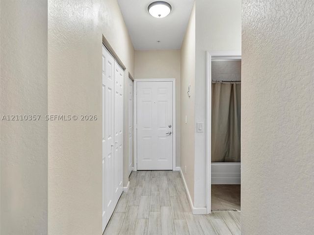 85 Gulfstream Rd 105A, Dania Beach, FL 33004