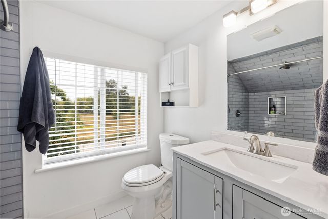 30032 68th NW Ave, Stanwood, WA 98292