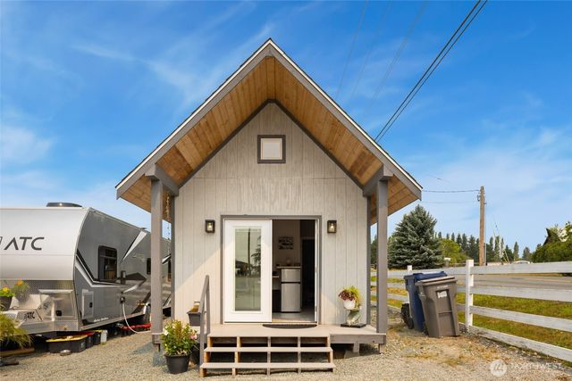 30032 68th NW Ave, Stanwood, WA 98292
