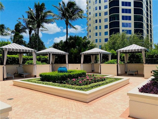 23850 Via Italia CIR 1601, Estero, FL 34134